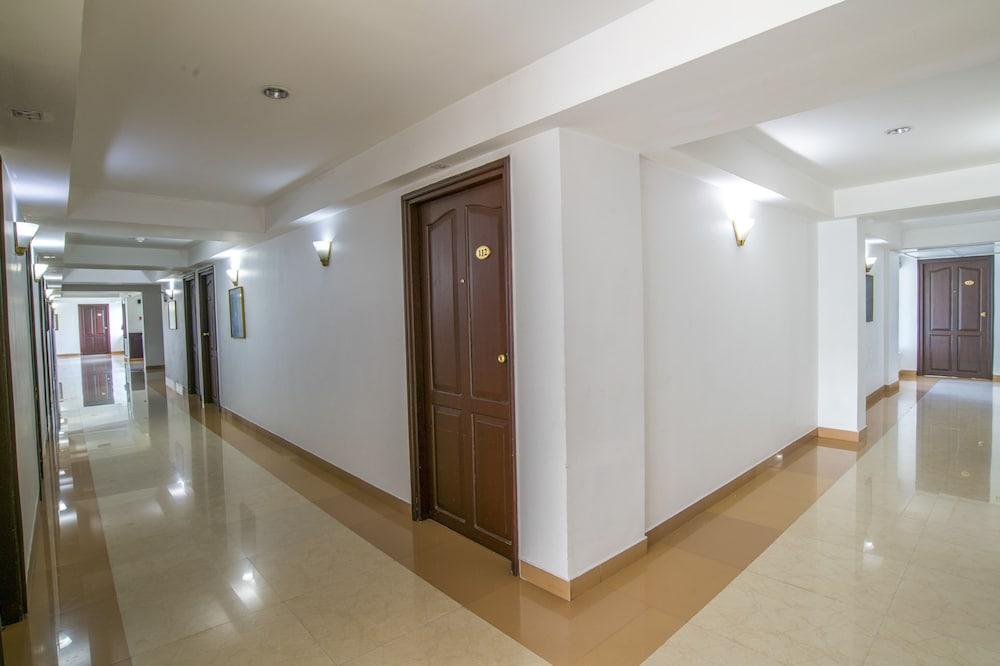 נדומבסרי Golf View Hotels & Suites מראה חיצוני תמונה