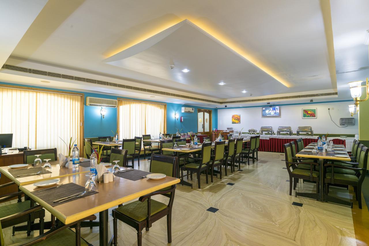נדומבסרי Golf View Hotels & Suites מראה חיצוני תמונה